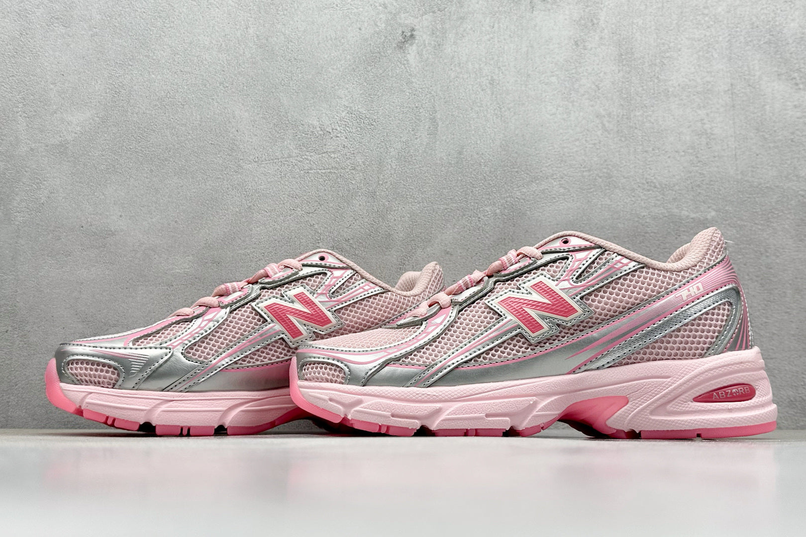 New Balance 740 Rose/Argent