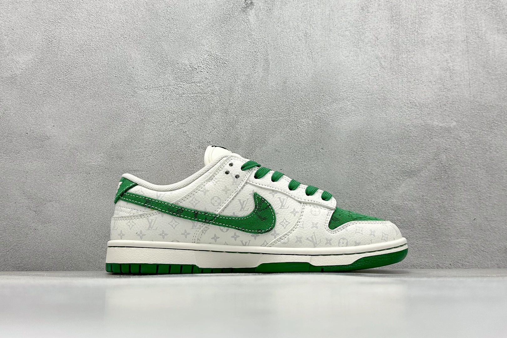 Dunk Low x Louis Vuitton