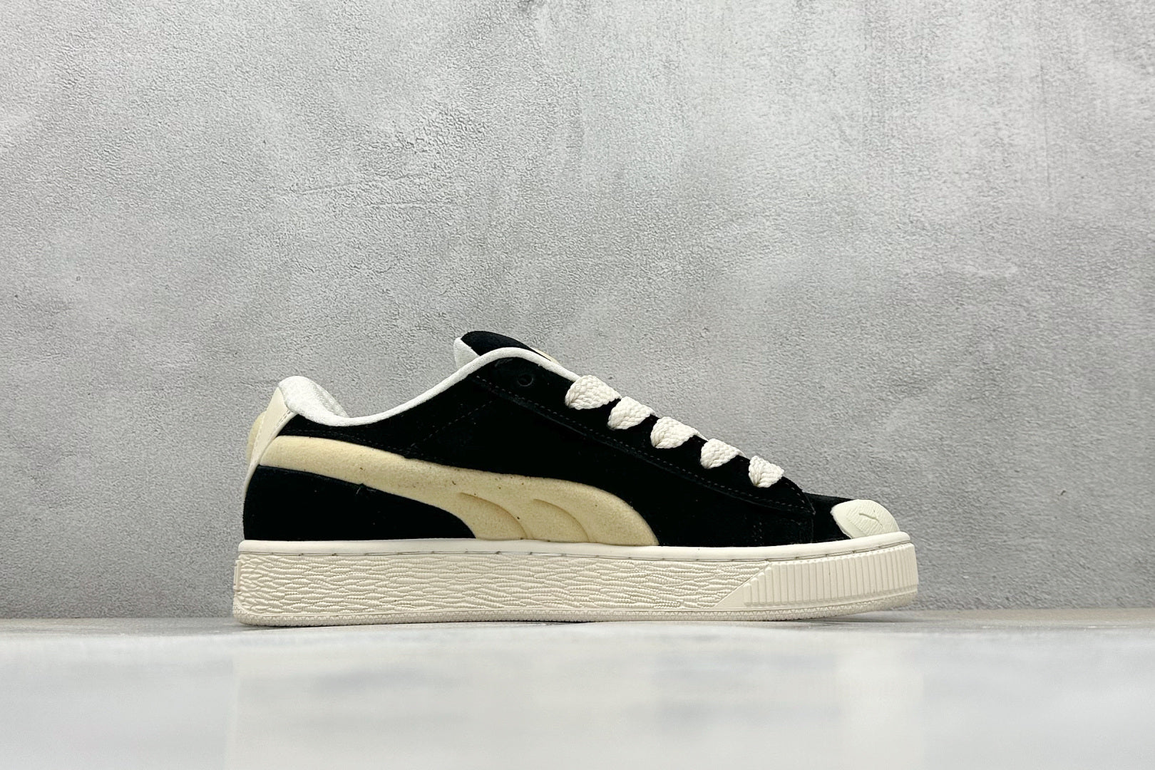 Suede Vintage Low