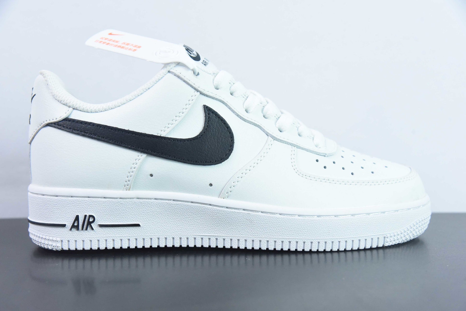Nike Air Force 1 ’07 Low – White/Black