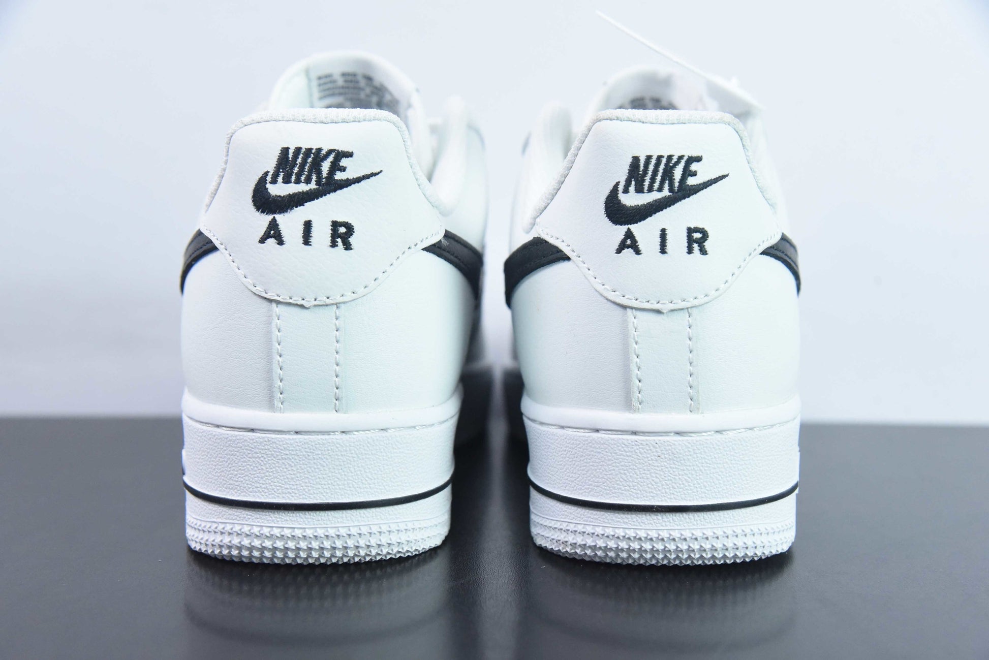 Nike Air Force 1 ’07 Low – White/Black