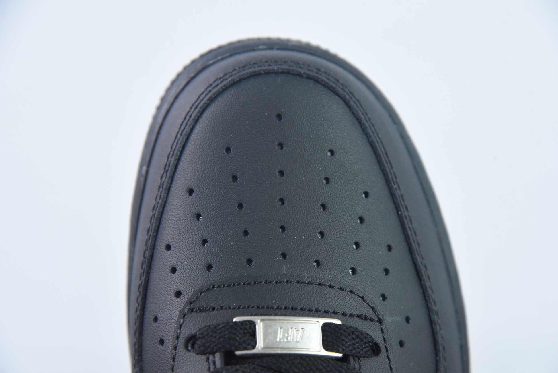 Nike Air Force 1 ’07 Low – Triple Black